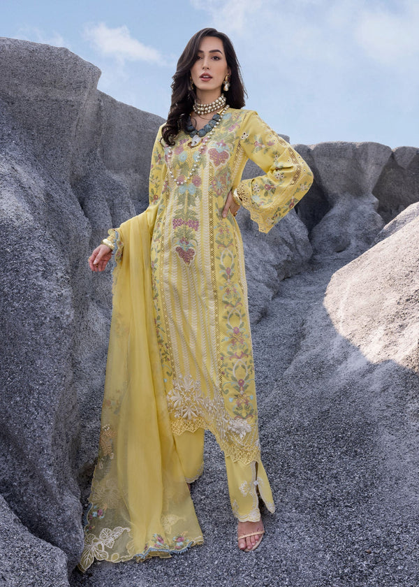 Saira Shakira Lawn '25 - Dilara B