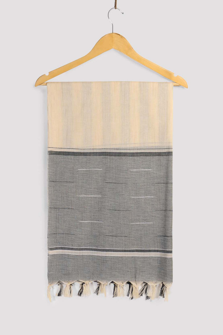 Light grey | Hand woven | Stole